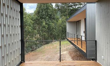Pichilemu, Casa Nueva con increíble vista a Punta de Lobos