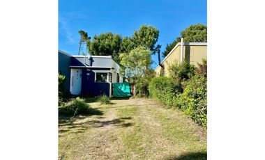 Casa de 2 dormitorios en Pinamar. Gas natural