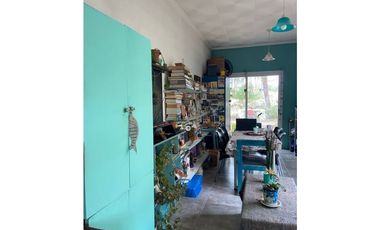 Casa de 2 dormitorios en Pinamar. Gas natural