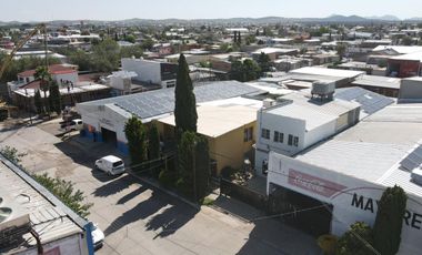 SE VENDE CASA CON OFICINAS EN AV. NICOLAS BRAVO EN CD. CUAUHTEMOC, CHIH