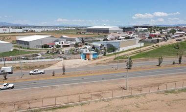- SE VENDE BODEGA POR CARRETERA CUAUHTEMOC-ANAHUAC EN VIALIDAD MORELOS.