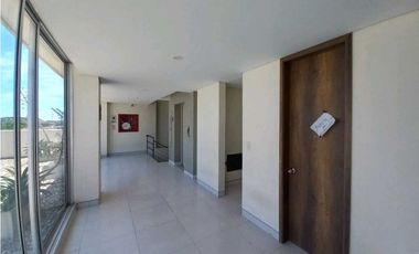 En Venta/Arriendo amplia oficina en sector Bellavista Santa Marta