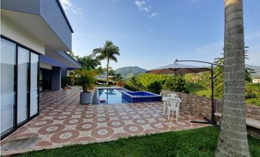 CASA CAMPESTRE PARA LA VENTA-SECTOR COMBIA, PEREIRA