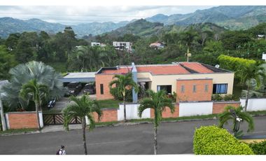 CASA CAMPESTRE PARA LA VENTA-SECTOR COMBIA, PEREIRA