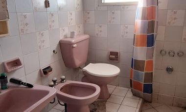 VENTA DE CASA MONTE CHINGOLO 5 AMBIENTES