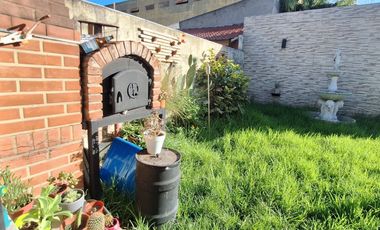 VENTA DE CASA MONTE CHINGOLO 5 AMBIENTES