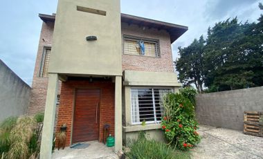 Venta de Casa Duplex con patio