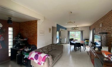 Venta de Casa Duplex con patio