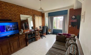 Venta de Casa Duplex con patio