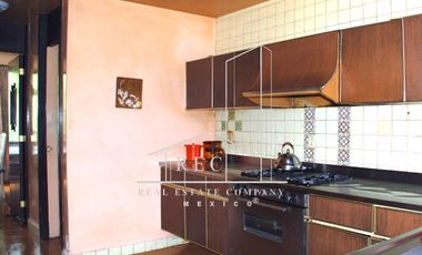 Casa Grande en Privada - Increíble Vista y Hermoso Jardín