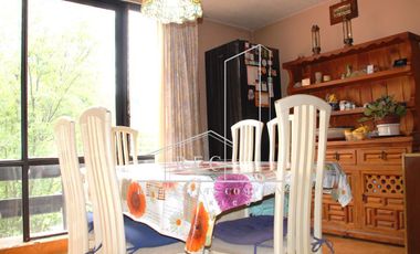 Casa Grande en Privada - Increíble Vista y Hermoso Jardín