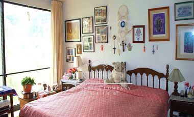 Casa Grande en Privada - Increíble Vista y Hermoso Jardín