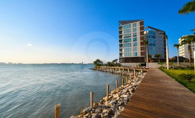 Casa en condominio en venta en Zona Hotelera