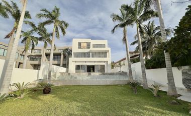 Casa en condominio en venta en Zona Hotelera