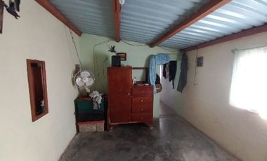 Casa rústica en esquina