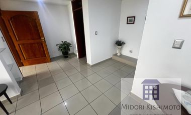 Depa 2do piso de residencia en Corpac