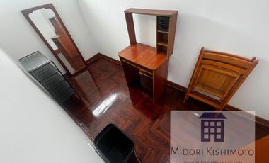 Depa 2do piso de residencia en Corpac