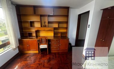 Depa 2do piso de residencia en Corpac