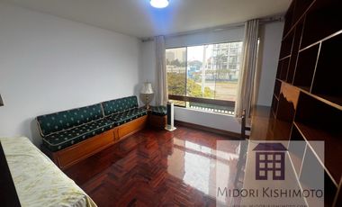 Depa 2do piso de residencia en Corpac