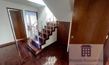 Depa 2do piso de residencia en Corpac