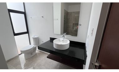 VENTA DE TOWN HOUSE DE 2 PLANTAS EN MERIDA YUCATAN