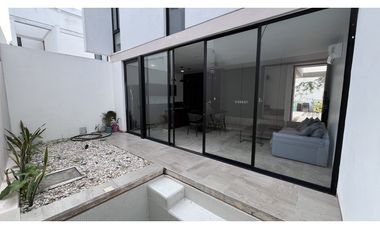 VENTA DE TOWN HOUSE DE 2 PLANTAS EN MERIDA YUCATAN