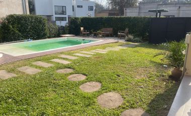 VENTA CASA 5 AMB CON PILETA RANELAGH