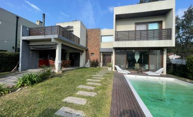 VENTA CASA 5 AMB CON PILETA RANELAGH
