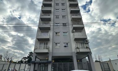 Departamento cuatro ambientes en alquiler