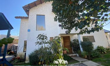 Casa en Venta en La Hacienda - Machali