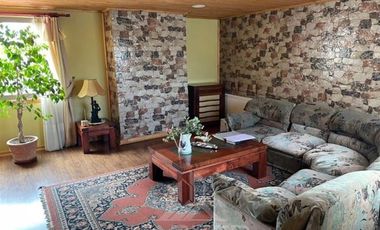 Casa en Venta en CASA DE CAMPO A 3,7 km CAMINO DUAO, SOLO PAGO AL CONTADO!