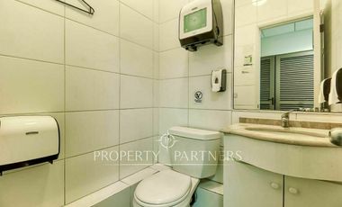 Excelente local comercial en barrio Brasil