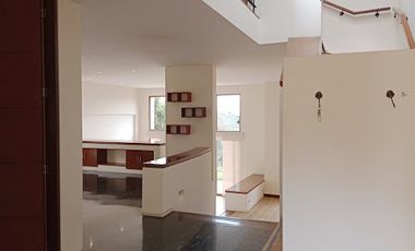 ARRIENDO de CASAS en CHIA