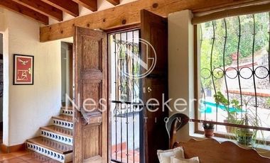 Preciosa casa, con super vista al lago, tu hogar ideal.