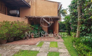 CASA EN CONDOMINIO, VISTA Y ACCESO AL LAGO