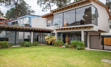CASA EN VENTA EN AVANDARO