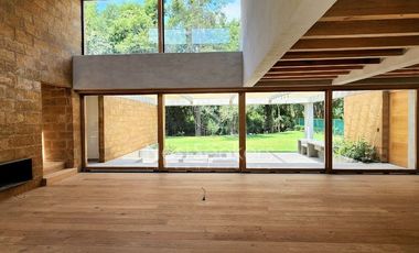 CASA NUEVA EN VENTA EN ACATITLAN, VALLE DE BRAVO