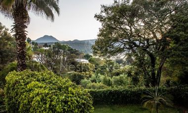 Disfruta de una espectacular vista al bosque y al lago, en tu casa.