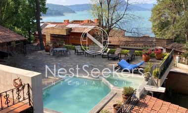 Casa en venta con Vista al lago en Avandaro