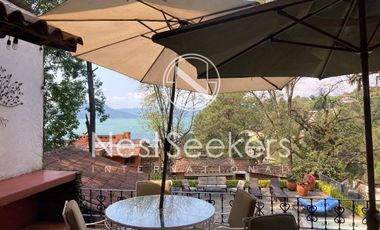 Casa en venta con Vista al lago en Avandaro