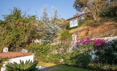 CASA EN VENTA CON VISTA AL LAGO
