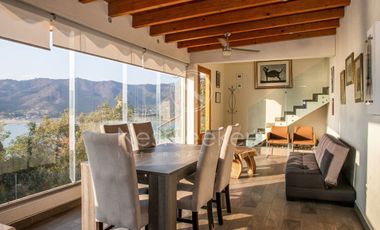 CASA EN VENTA CON VISTA AL LAGO