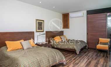 CASA CON VISTA AL LAGO EN AVÁNDARO