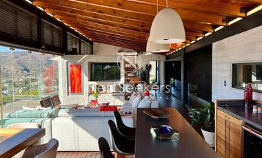 Casa en venta con vista al lago