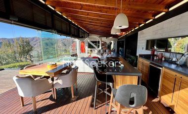 Casa en venta con vista al lago