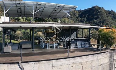 Casa en venta con vista al lago