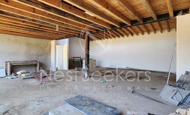 CASA NUEVA EN VENTA A UNOS MINUTOS DE AVANDARO