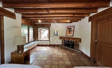 CASA CON VISTA AL LAGO EN COPORITO