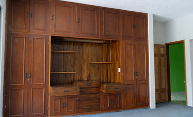 CASA EN VENTA CON CINCO HABITACIONES EN TEAPA