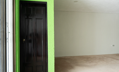 CASA EN VENTA CON CINCO HABITACIONES EN TEAPA